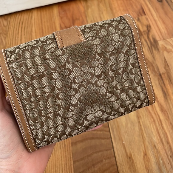 Coach wallet - Picture 2 of 4
